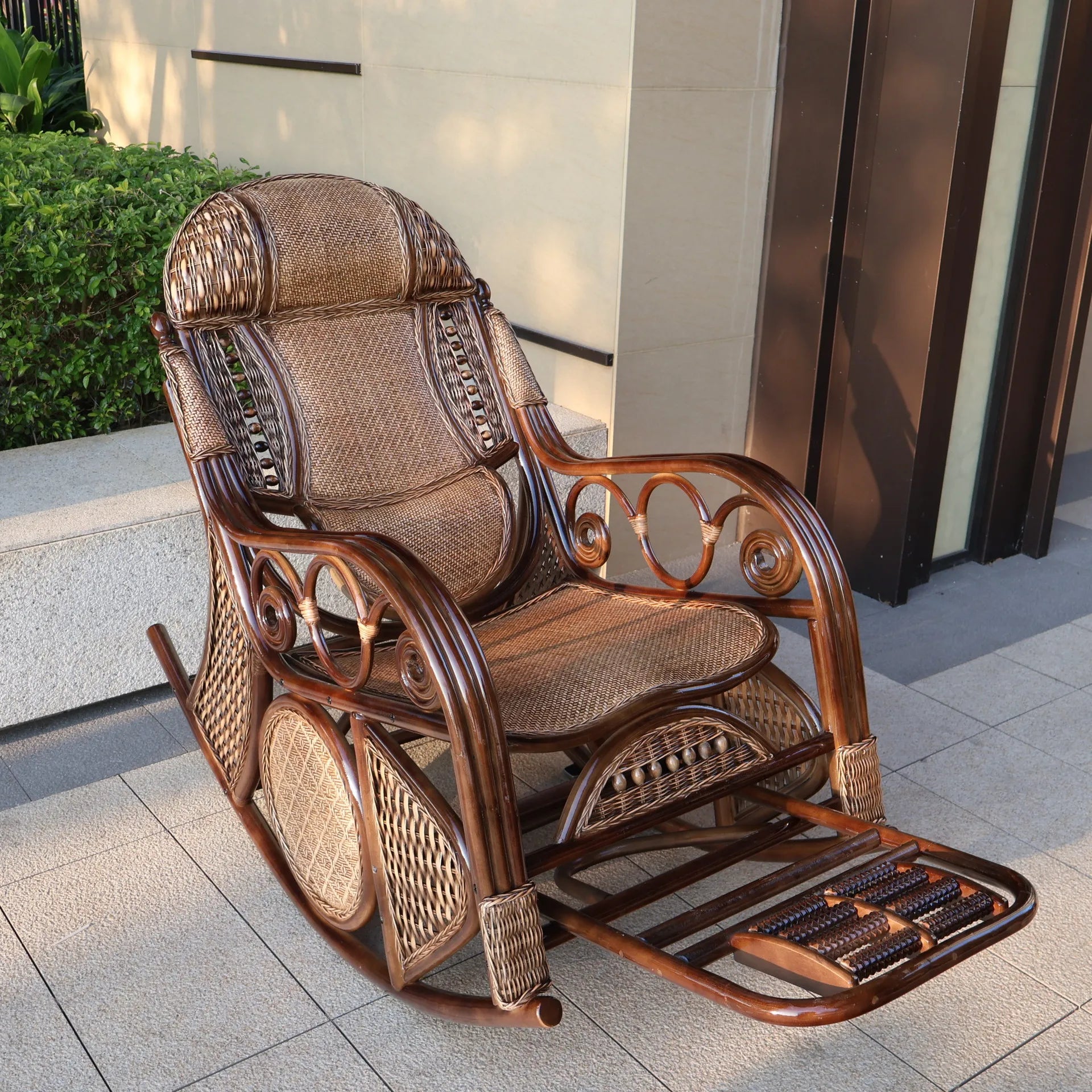 Leisure Lazy Rocking Chair Pastoral Rattan Natural Rattan Homestay Rocking Chair