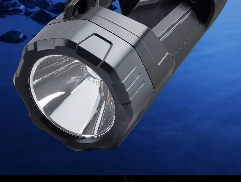 Portable Handheld Solar-Powered Flashlight Strong Light Rechargeable Ultra-Long Battery Life Super Bright Suitable Home Outdoor